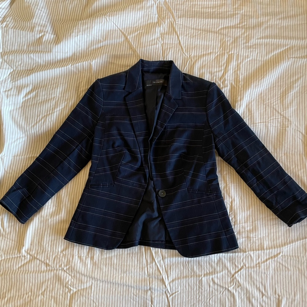 🌠(2/$15) The Limited Plaid Blazer